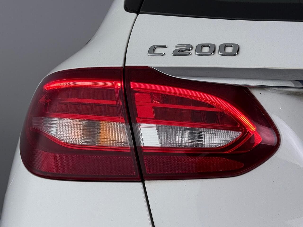 Skoda Karoq thumbnail Lights Rear