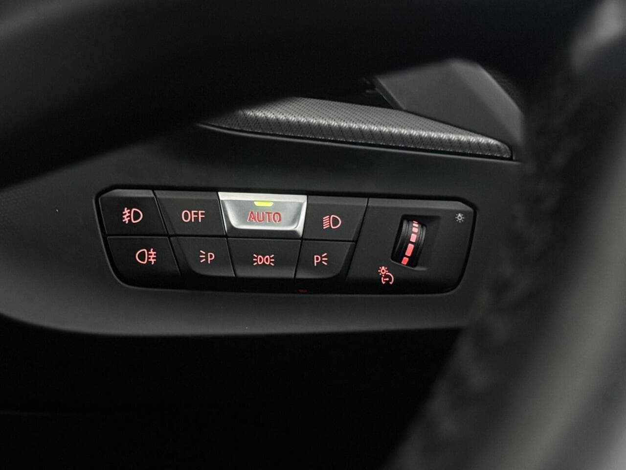 BMW 1 Series thumbnail Misc Controls