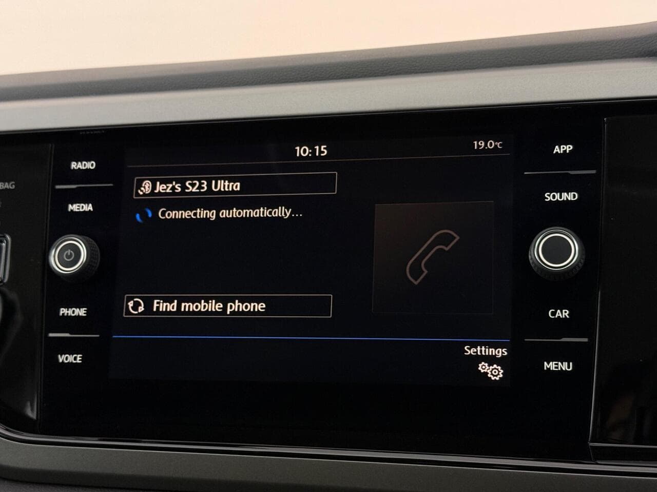 Volkswagen Polo thumbnail Infotainment System