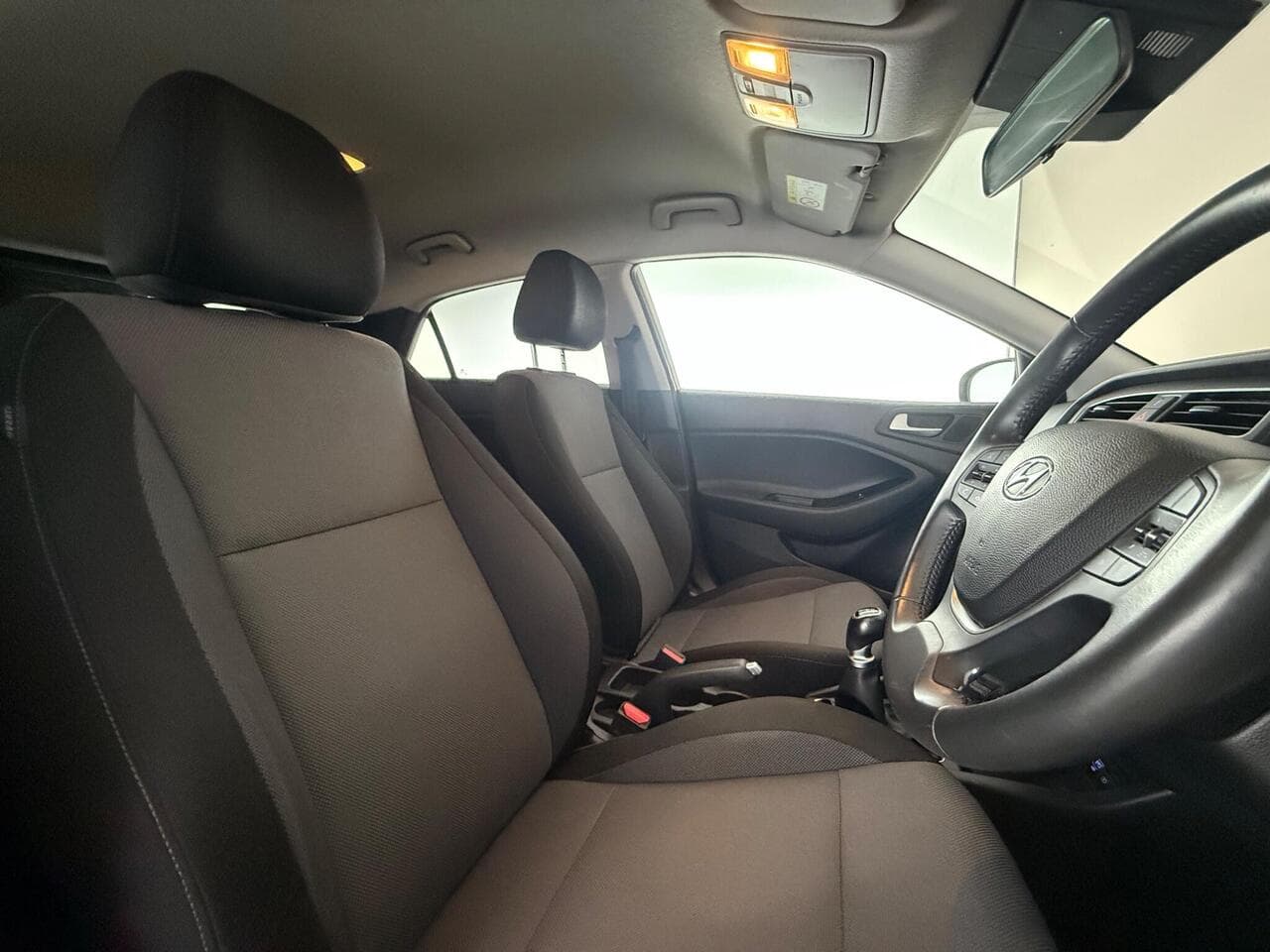 Hyundai i20 thumbnail Seat Driver