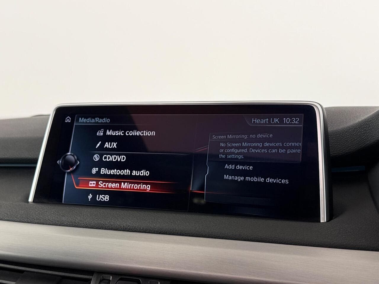 BMW X5 thumbnail Infotainment System