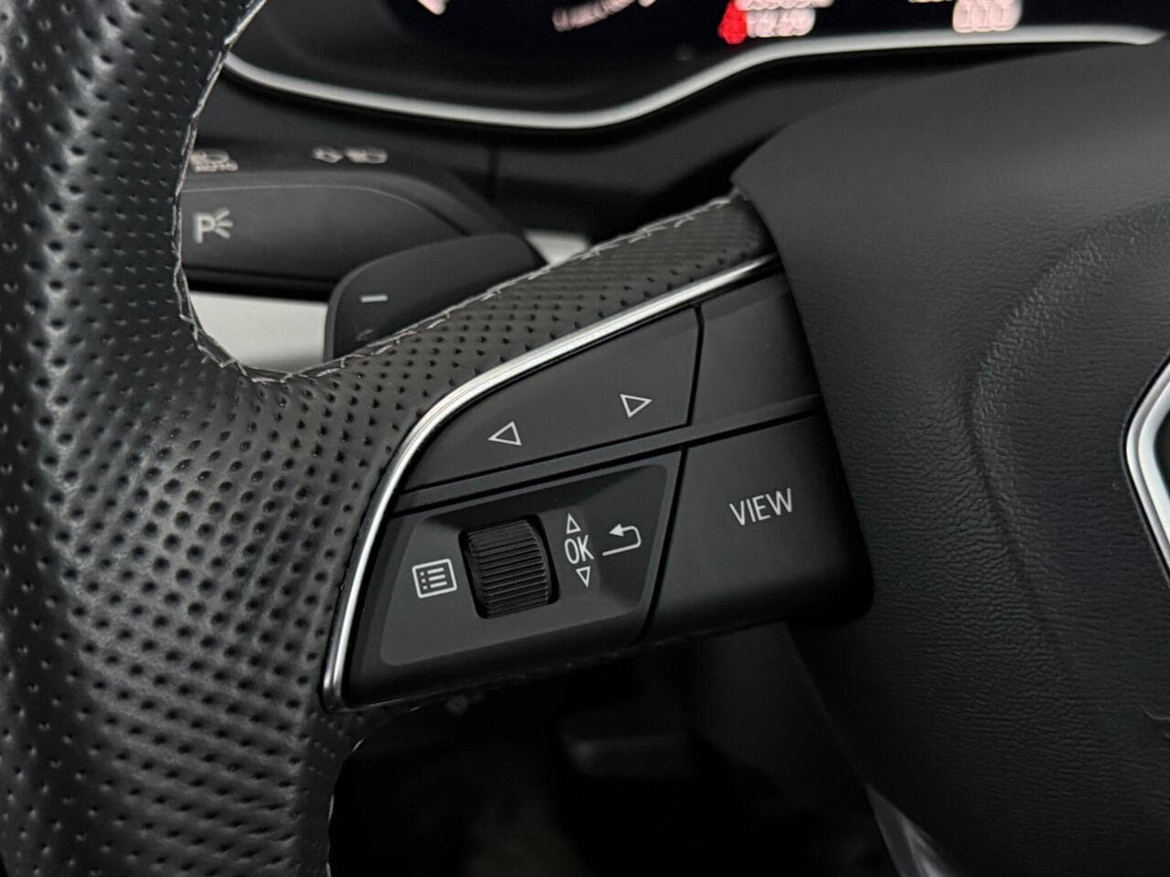 Audi Q5 thumbnail Misc Controls