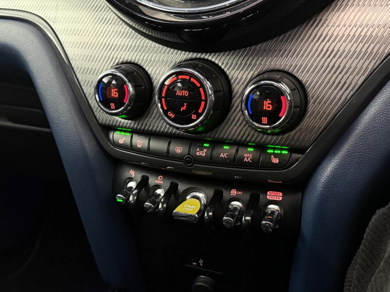 MINI Countryman thumbnail Misc Controls
