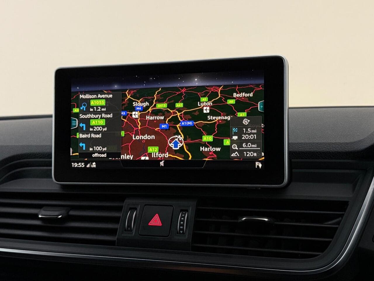 Audi Q5 thumbnail Infotainment System