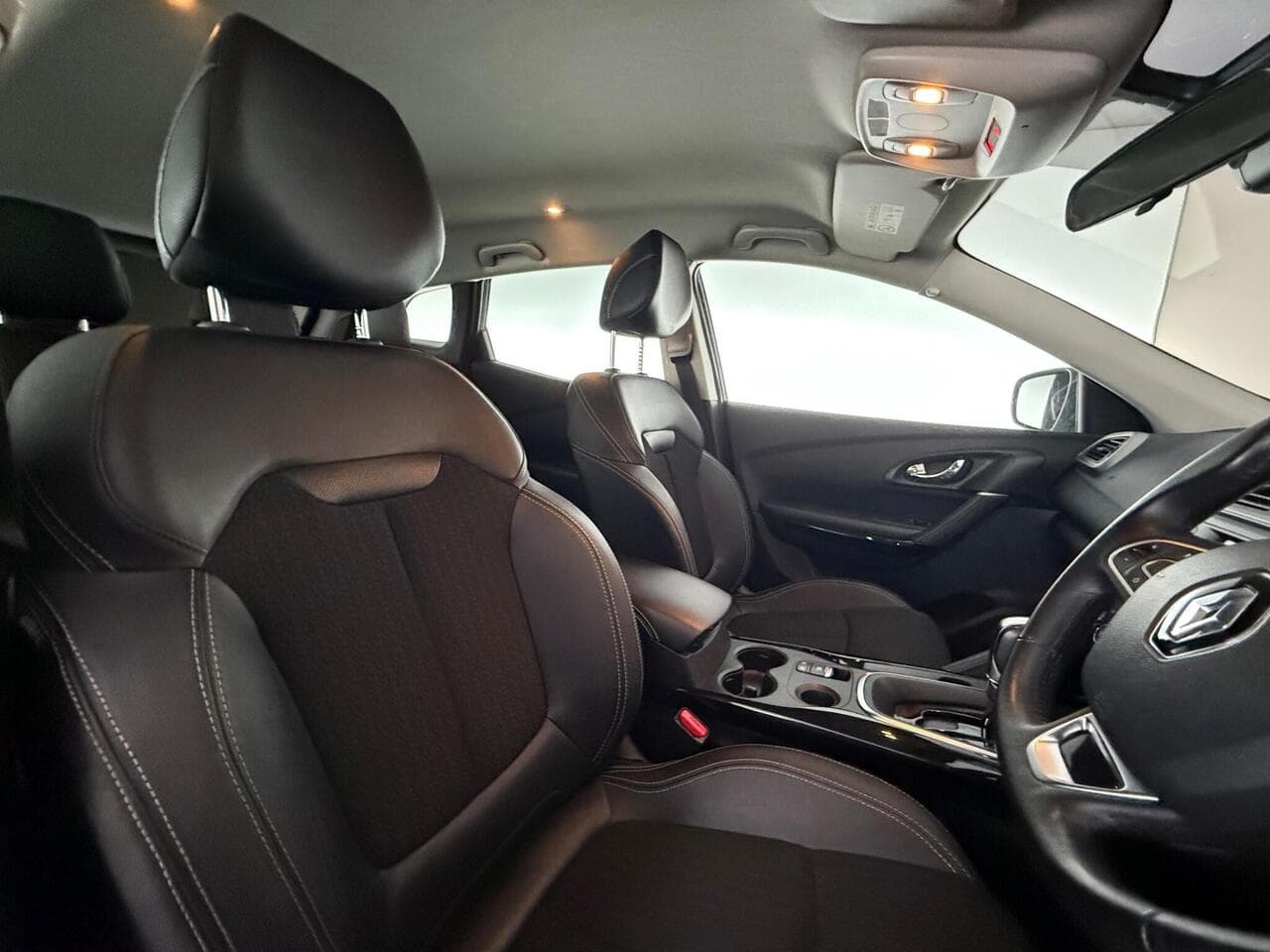 Renault Kadjar thumbnail Seat Driver