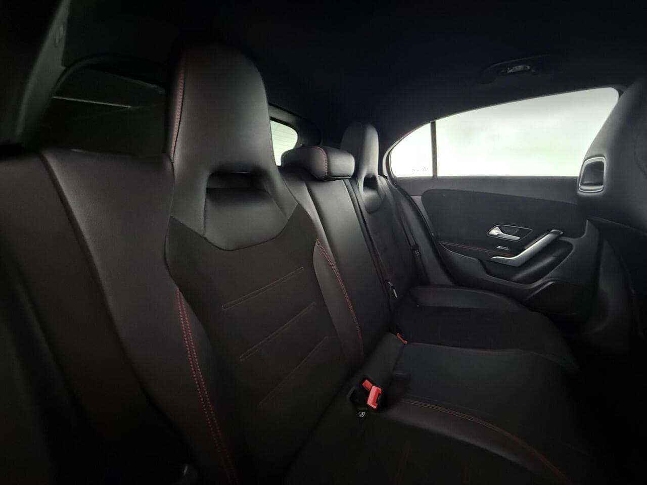 Mercedes-Benz A Class thumbnail Seats Rear