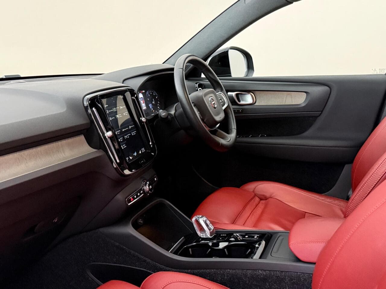 Volvo XC40 thumbnail Interior Front