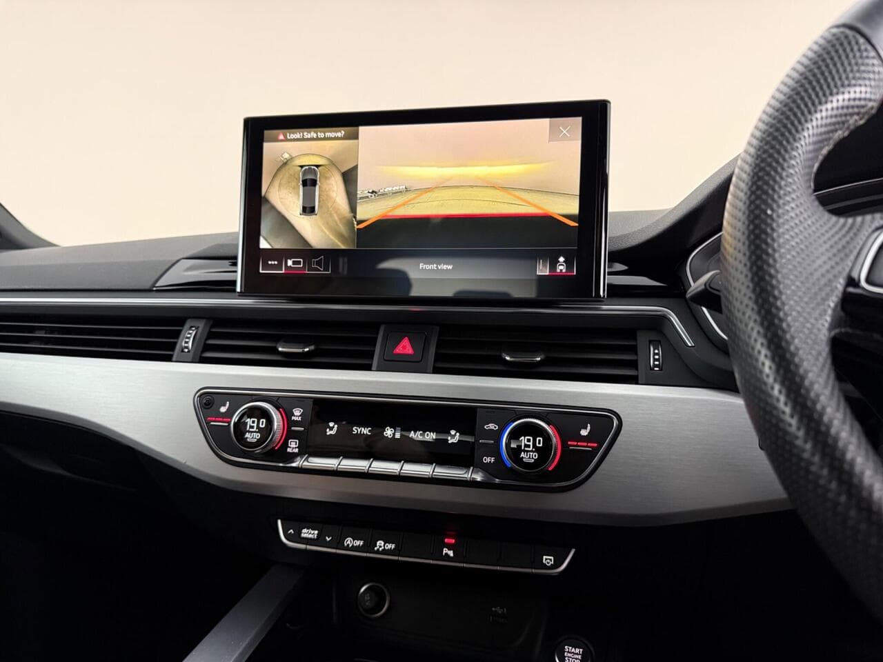 Audi A5 thumbnail Infotainment System