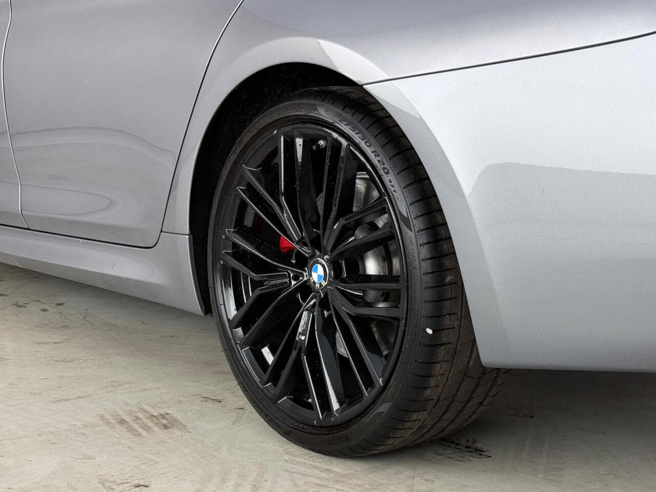 BMW 5 Series thumbnail Wheel