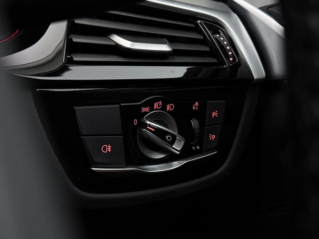 BMW 5 Series thumbnail Misc Controls