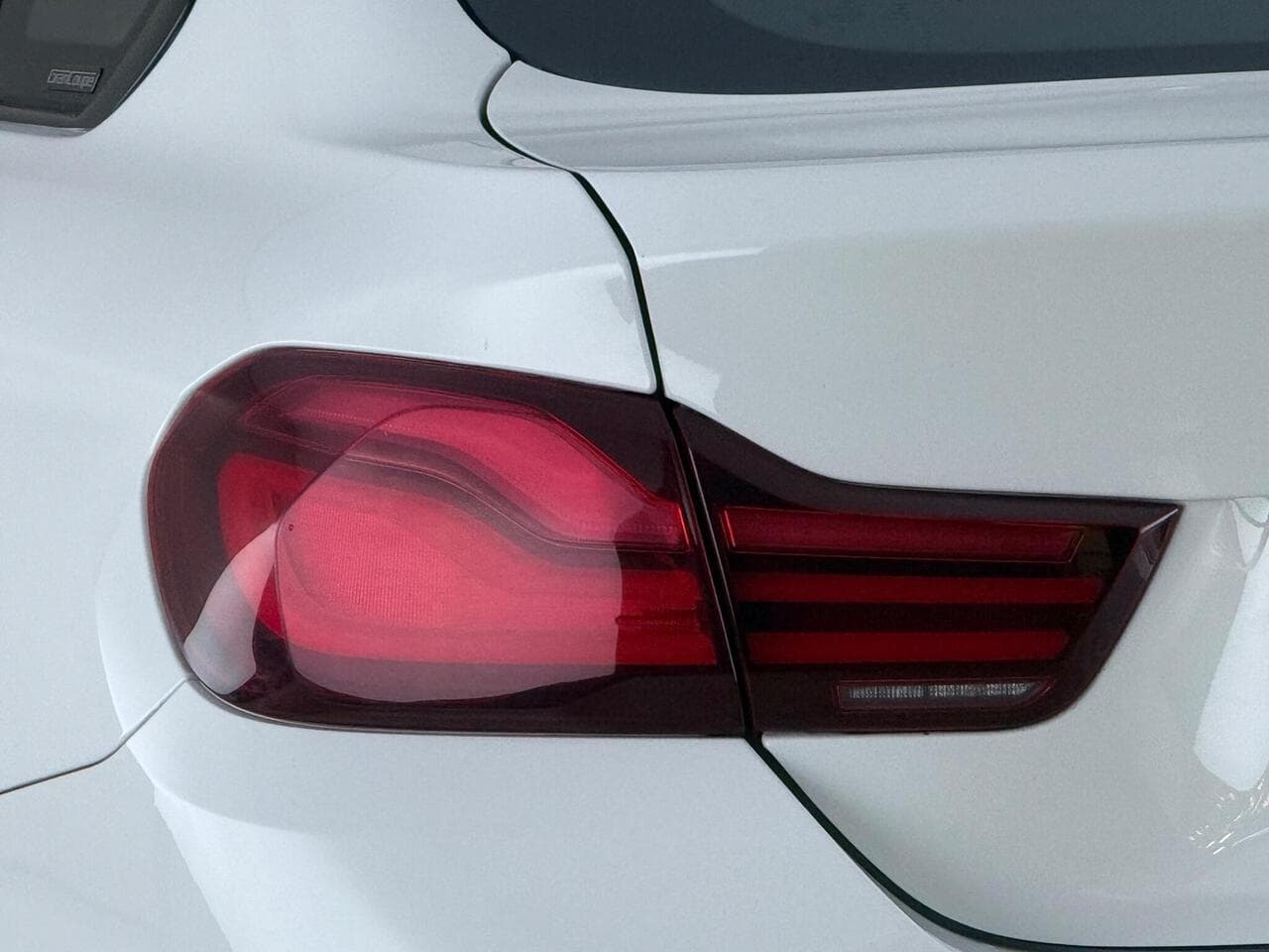 BMW 4 Series Gran Coupe thumbnail Lights Rear