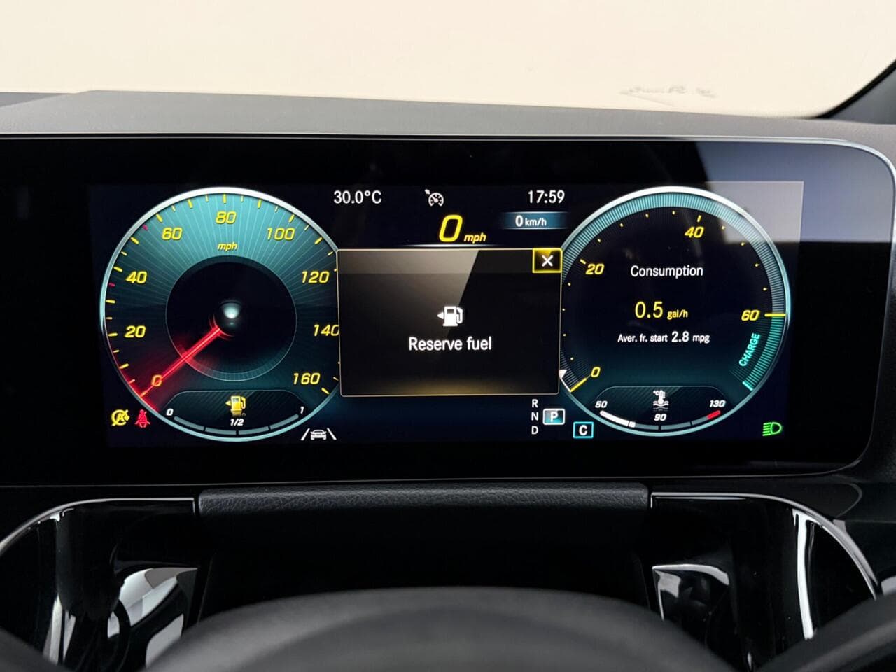 Mercedes-Benz GLA thumbnail Driver Instruments