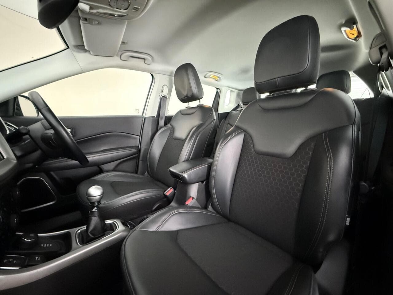 Jeep Compass thumbnail Seat Front Passenger