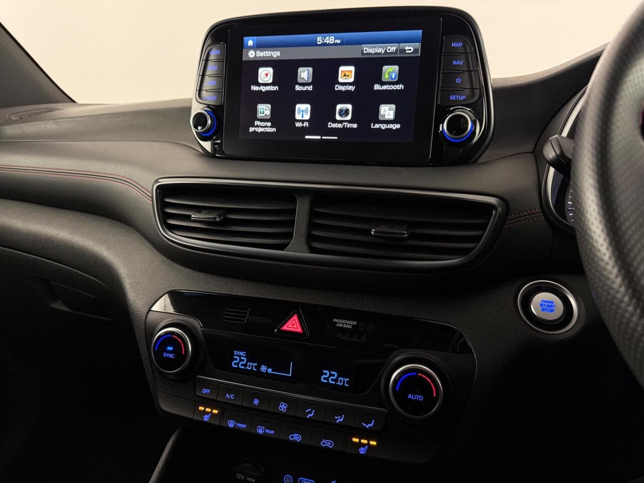 Hyundai TUCSON thumbnail Infotainment System