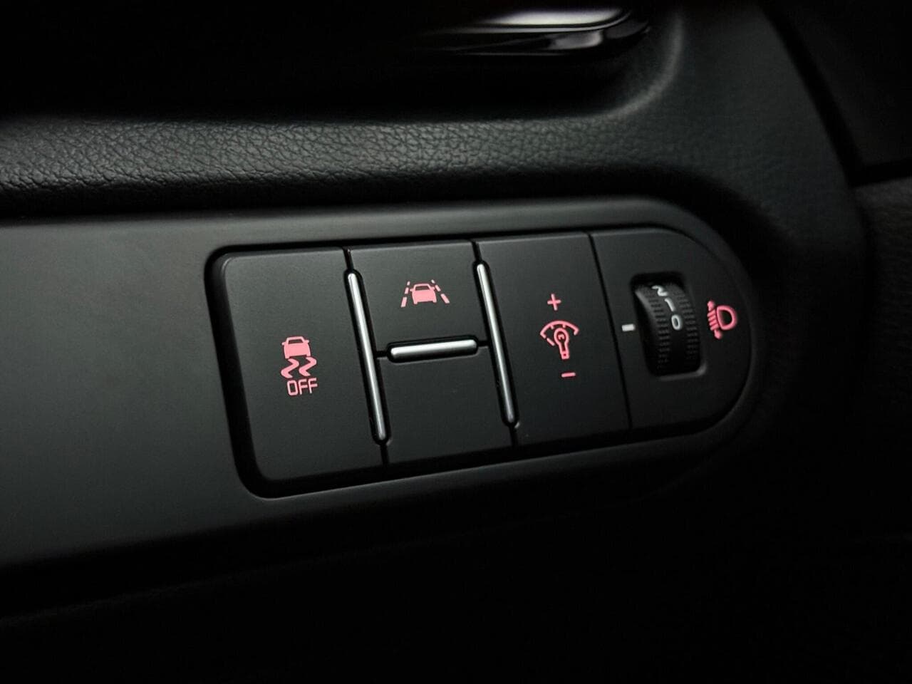Kia Ceed thumbnail Misc Controls