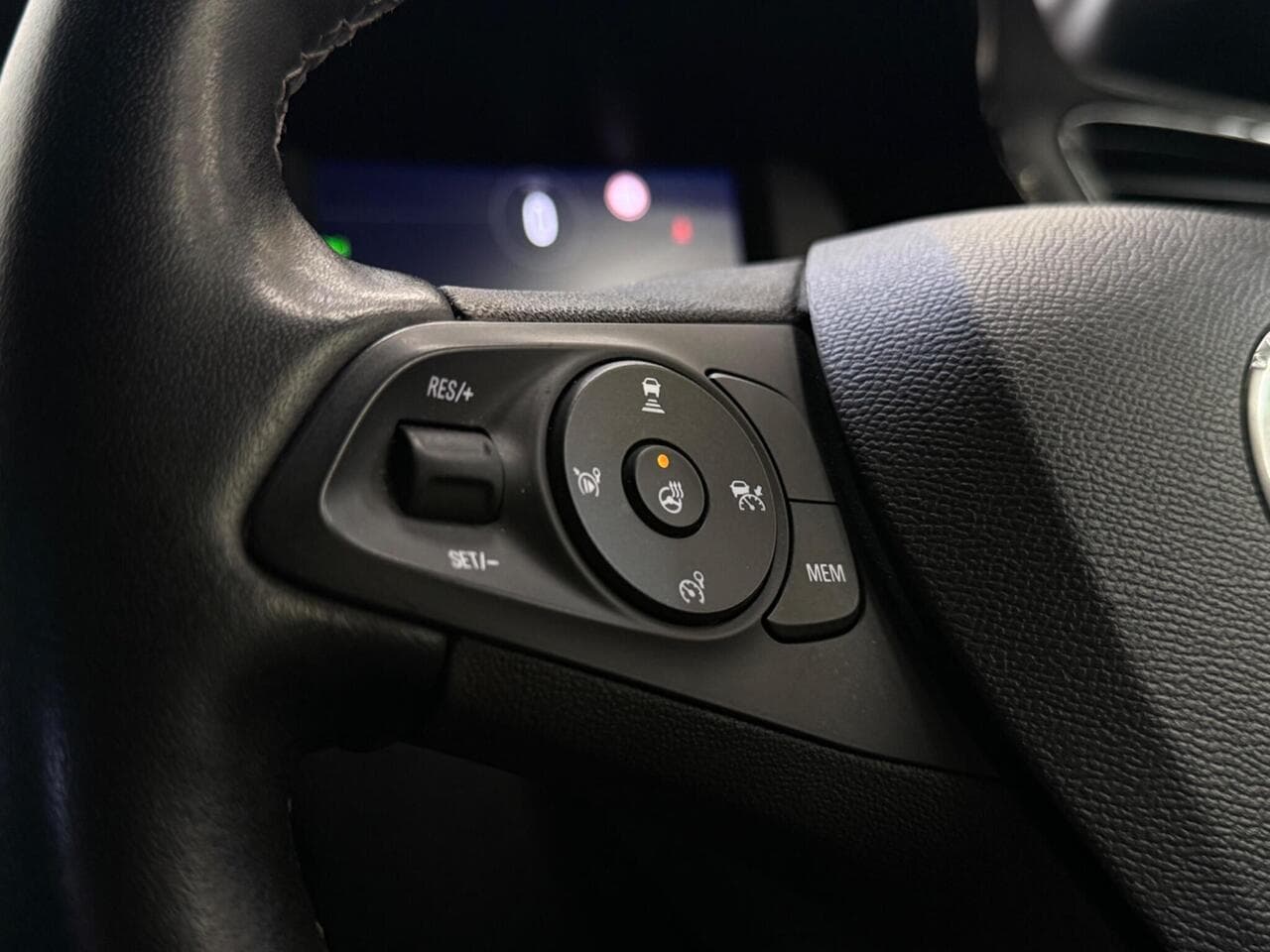 Vauxhall Corsa thumbnail Misc Controls