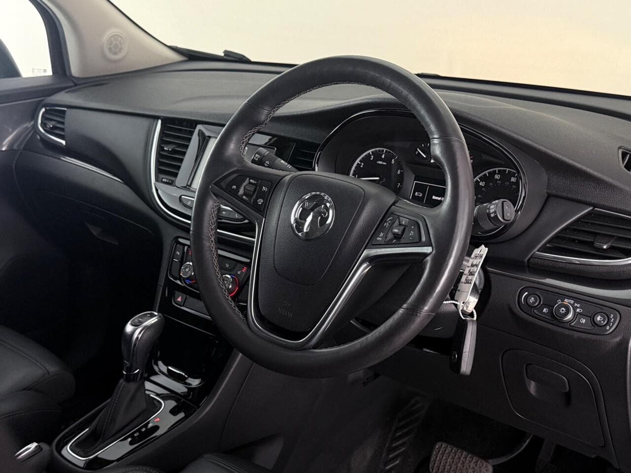 Vauxhall Mokka X thumbnail Interior Front