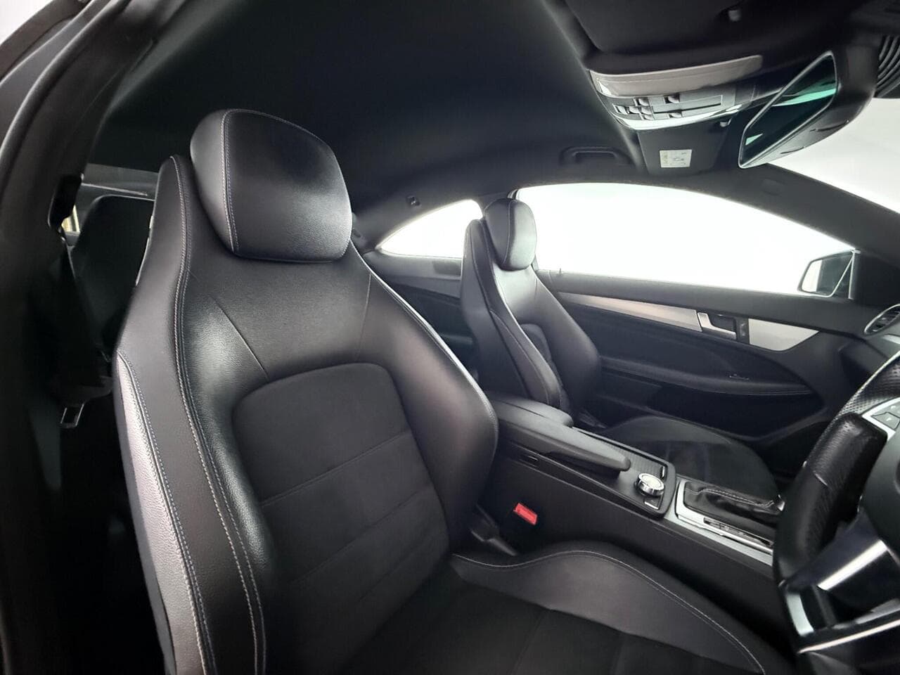 Mercedes-Benz C Class thumbnail Seat Driver