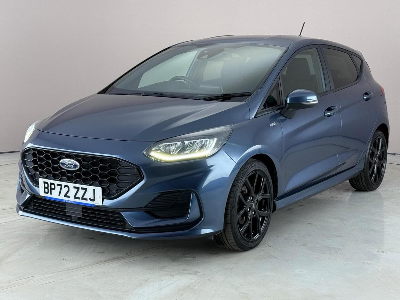 Ford Fiesta thumbnail Front Left