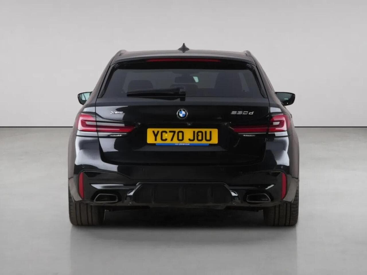 BMW 5 Series thumbnail Rear