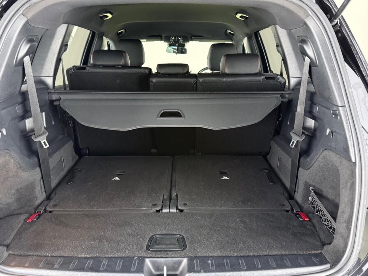 Mercedes-Benz GLB thumbnail Boot