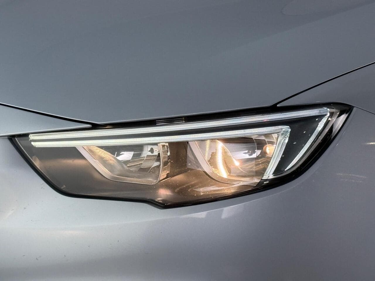 Vauxhall Insignia thumbnail Lights Front