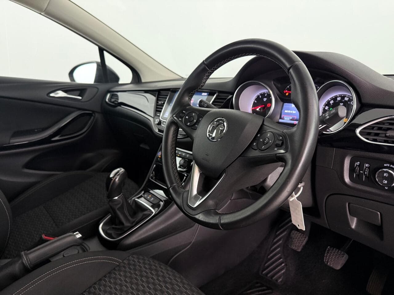 Vauxhall Astra thumbnail Interior Front
