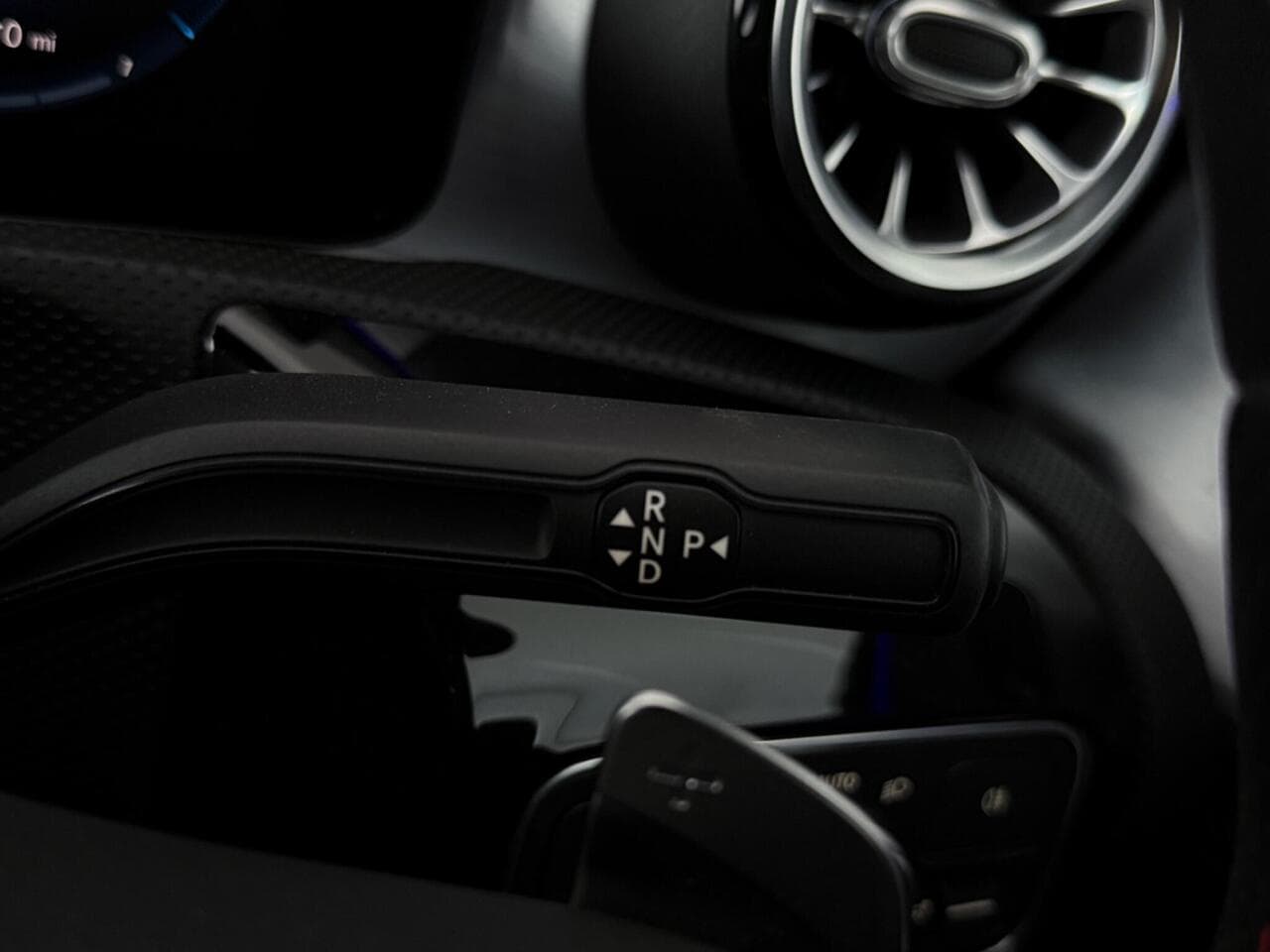 Mercedes-Benz A Class thumbnail Misc Controls