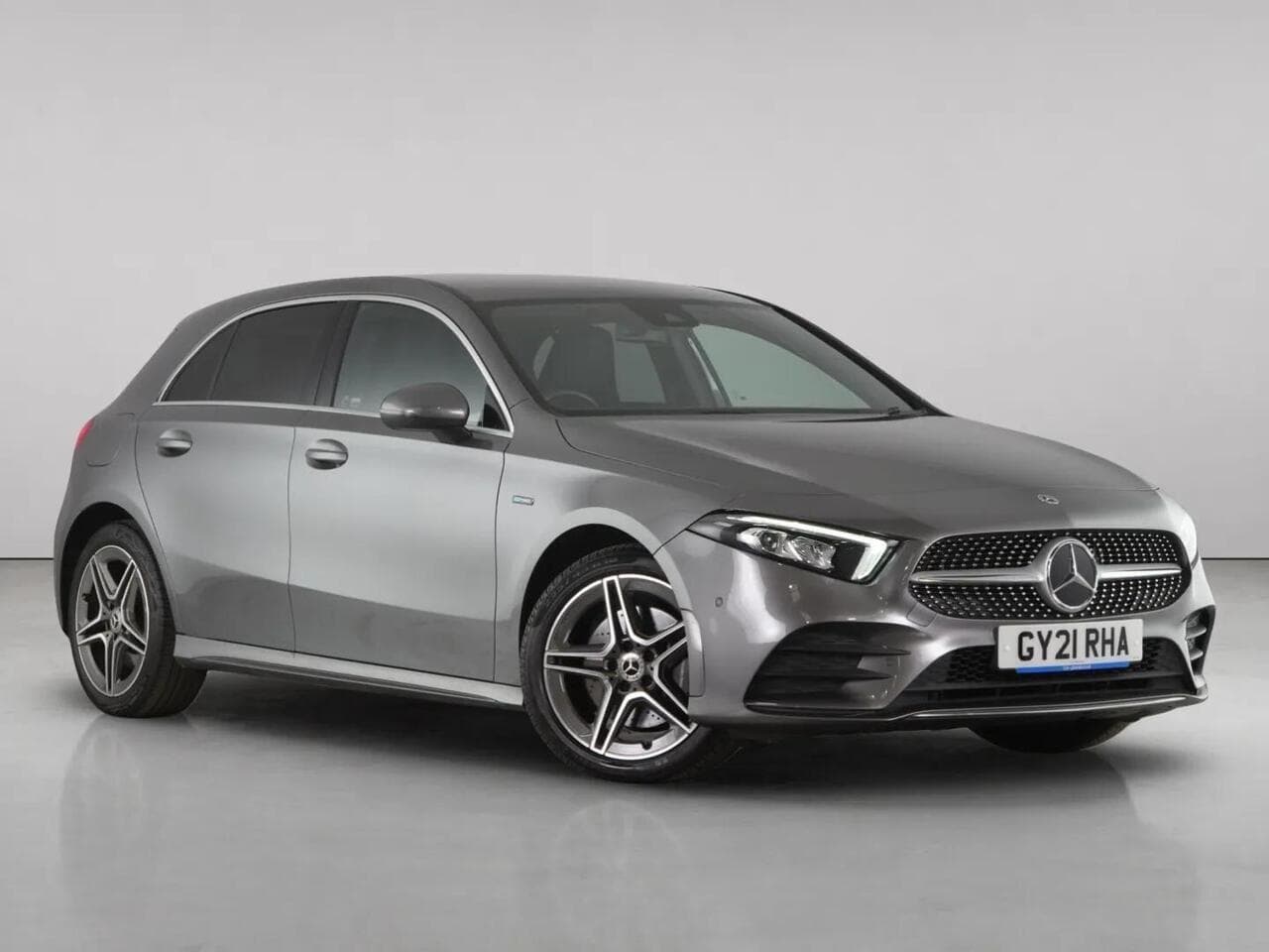 Mercedes-Benz A Class - Mercedes-Benz A Class 1.3 A250e 15.6kWh AMG Line (Executive) Hatchback 5dr Petrol Plug-in Hybrid 8G-DCT Euro 6 (s/s) (218 ps)