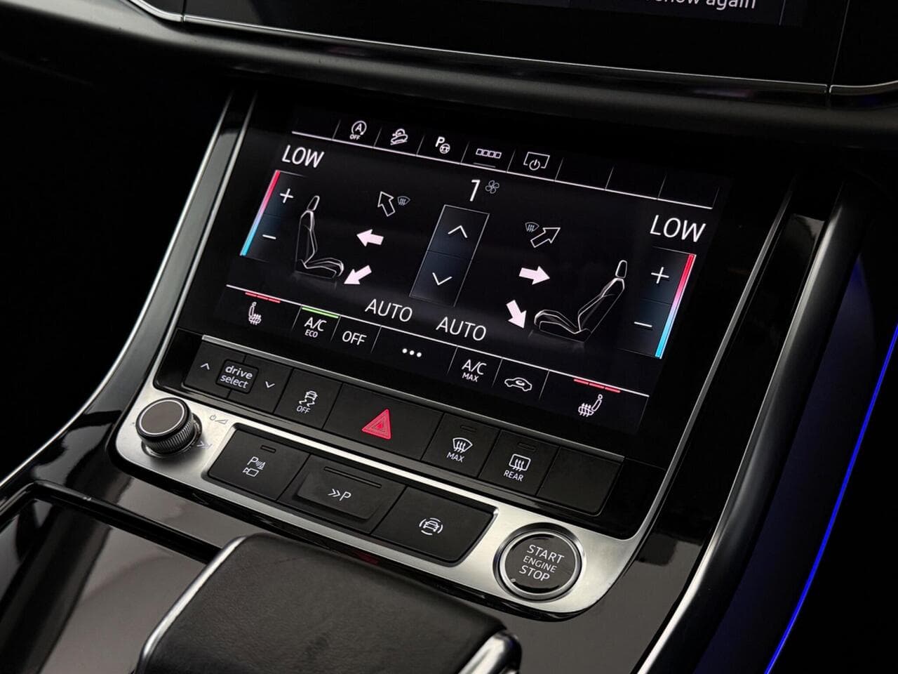 Audi Q7 thumbnail Infotainment System