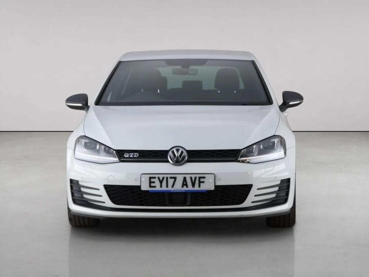 Volkswagen Golf thumbnail Front