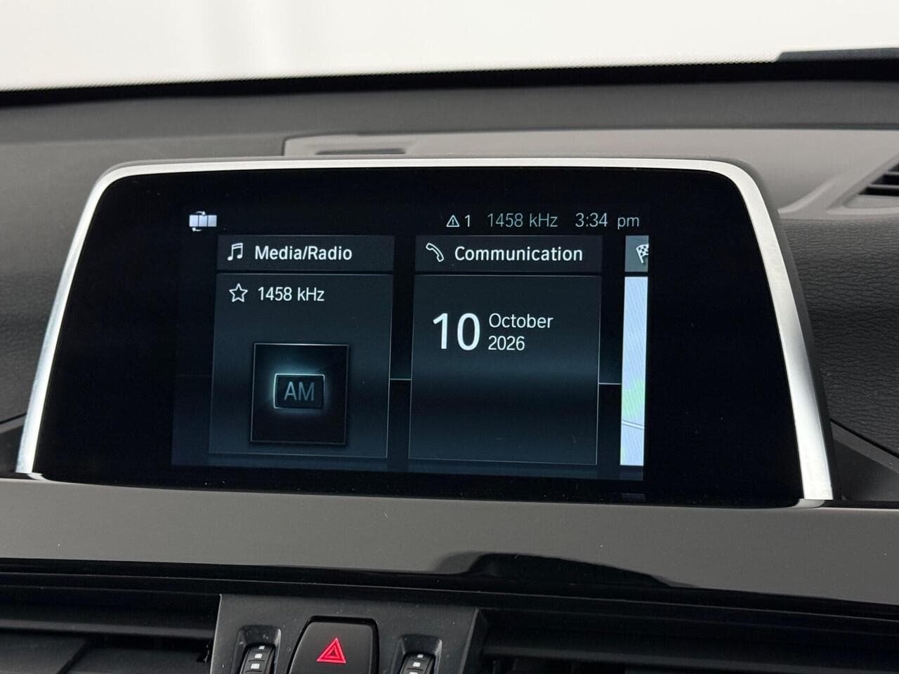BMW X1 thumbnail Infotainment System