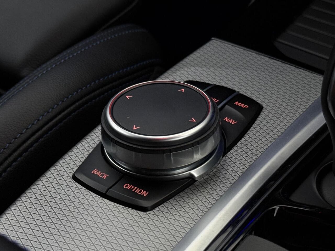 BMW X3 thumbnail Misc Controls