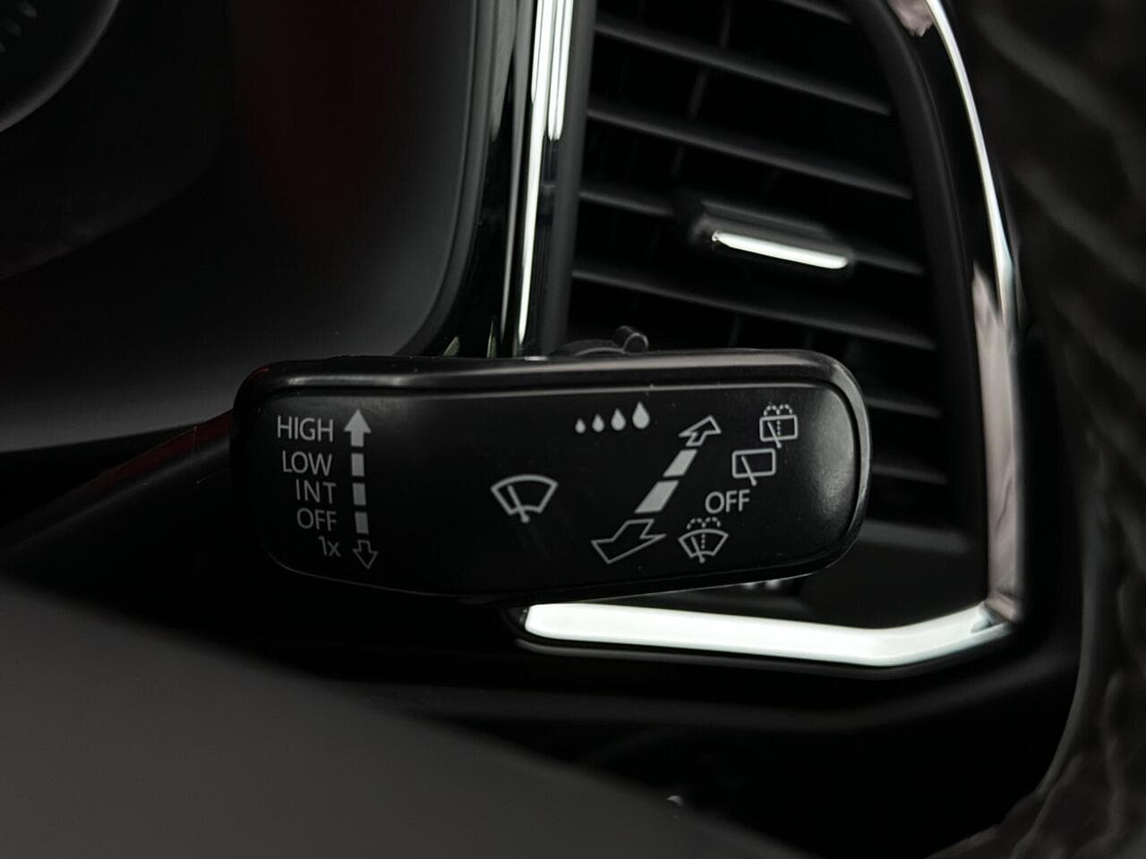 SEAT Ateca thumbnail Misc Controls