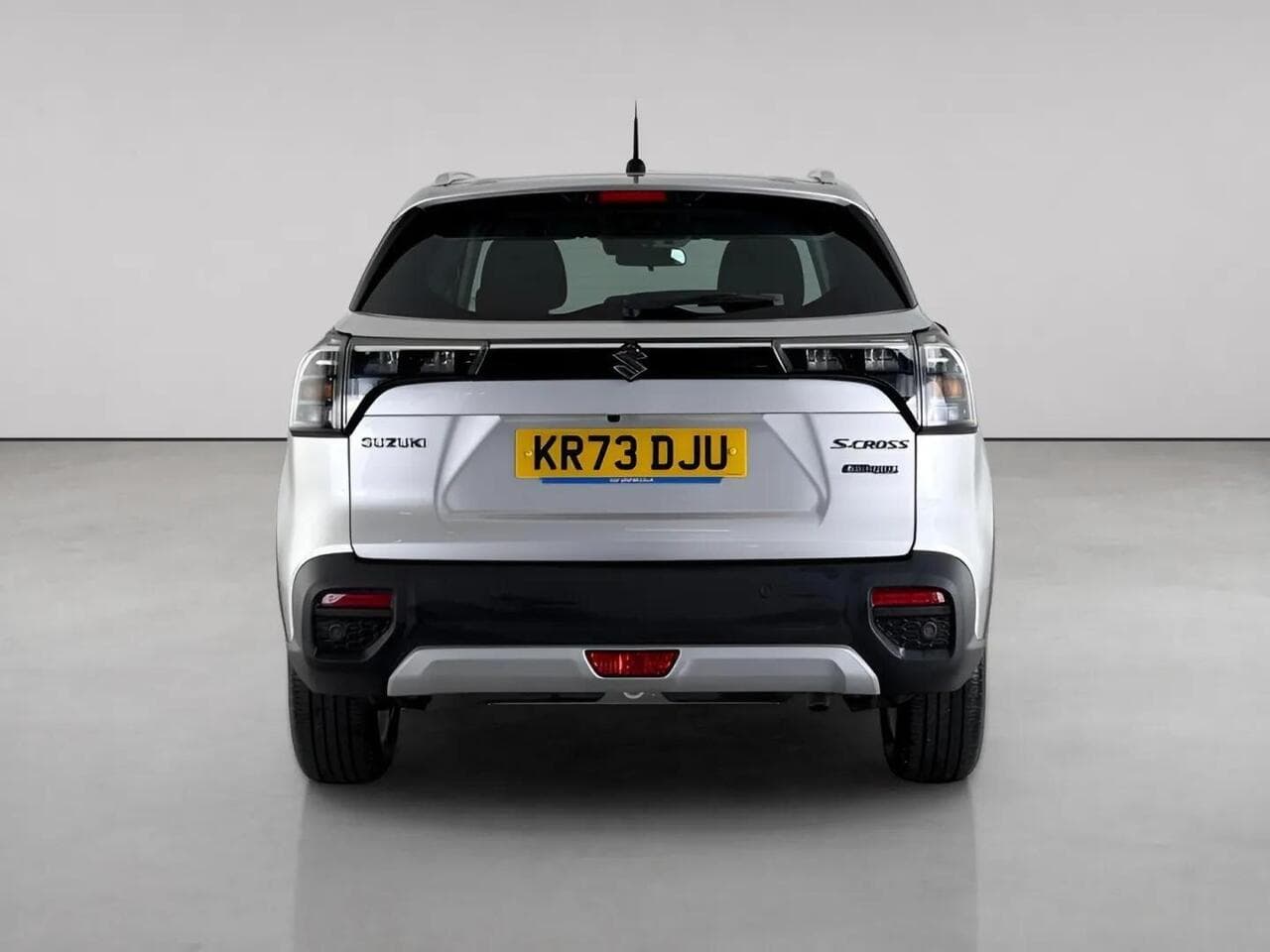 Suzuki S-Cross thumbnail Rear