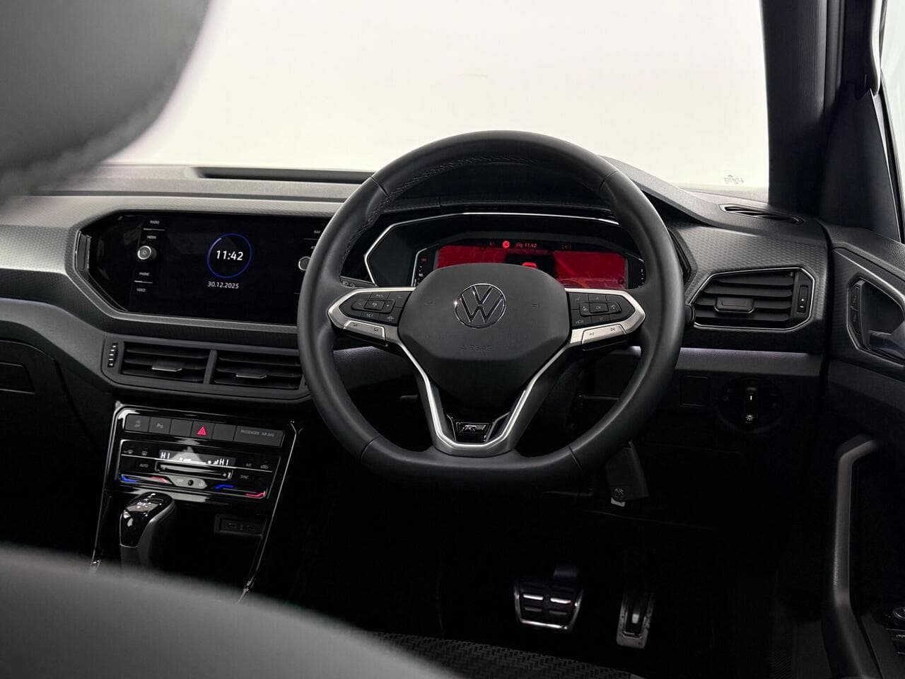 Volkswagen T-Cross thumbnail Steering Wheel