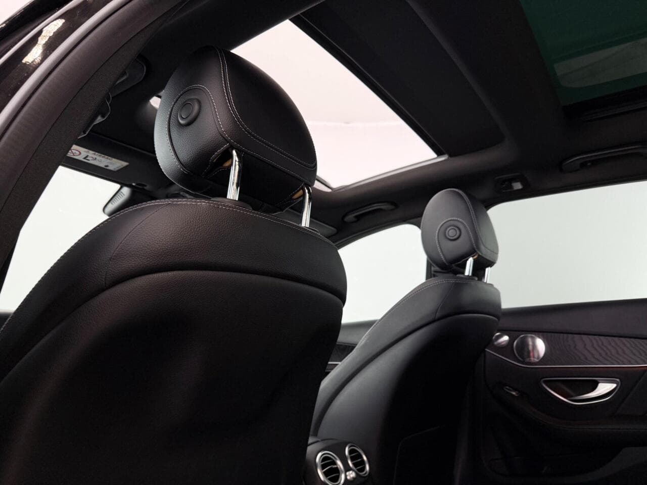 Mercedes-Benz C Class thumbnail Steering Wheel