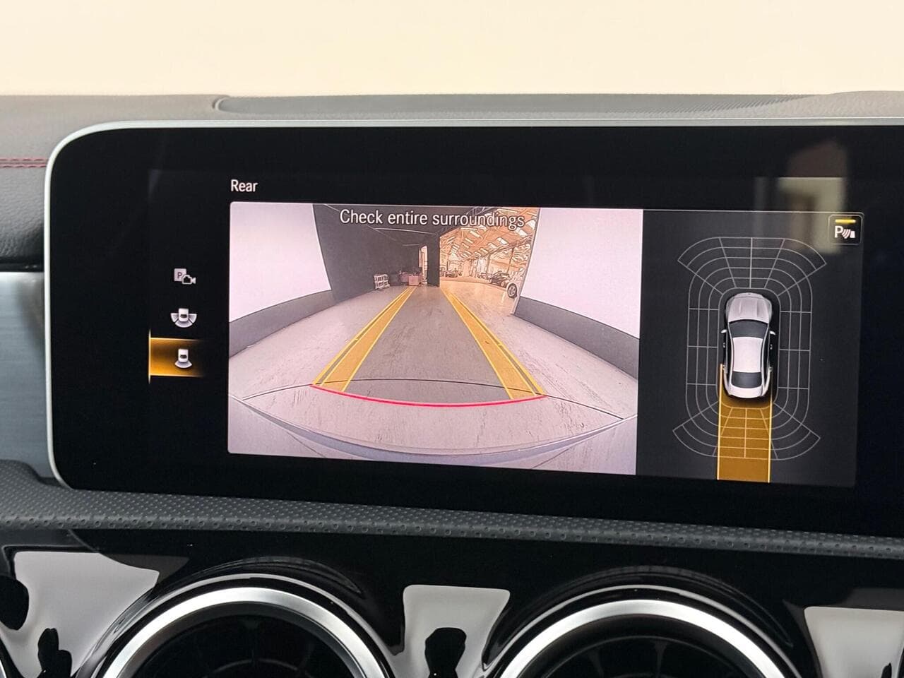 Mercedes-Benz CLA thumbnail Infotainment System