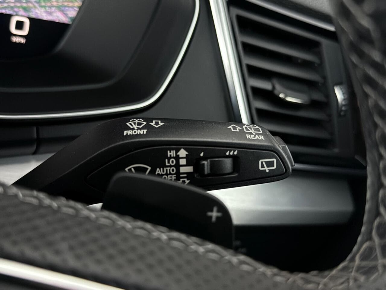Audi Q5 thumbnail Misc Controls