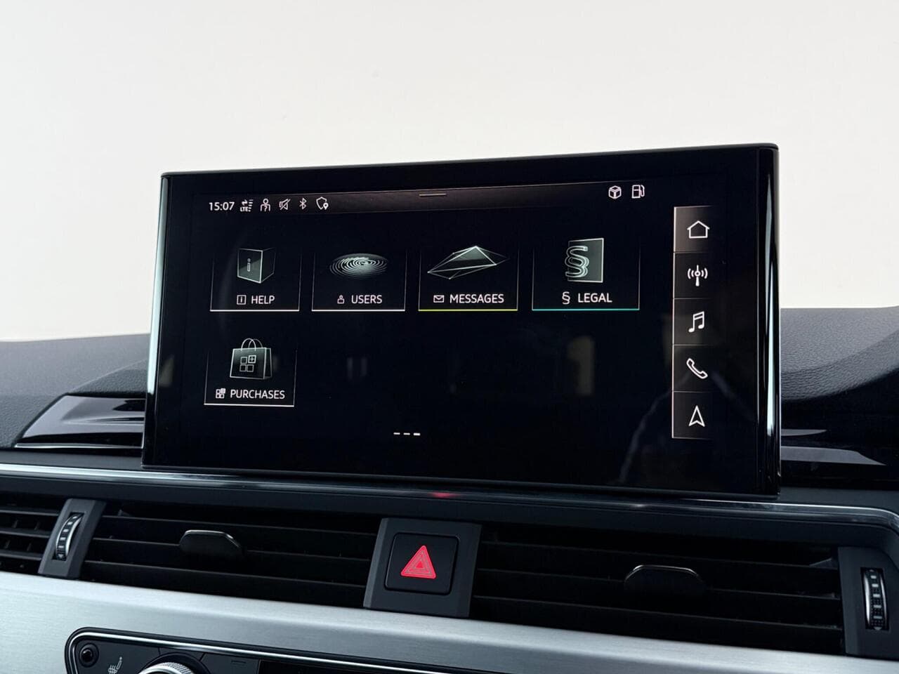 Audi A5 thumbnail Infotainment System