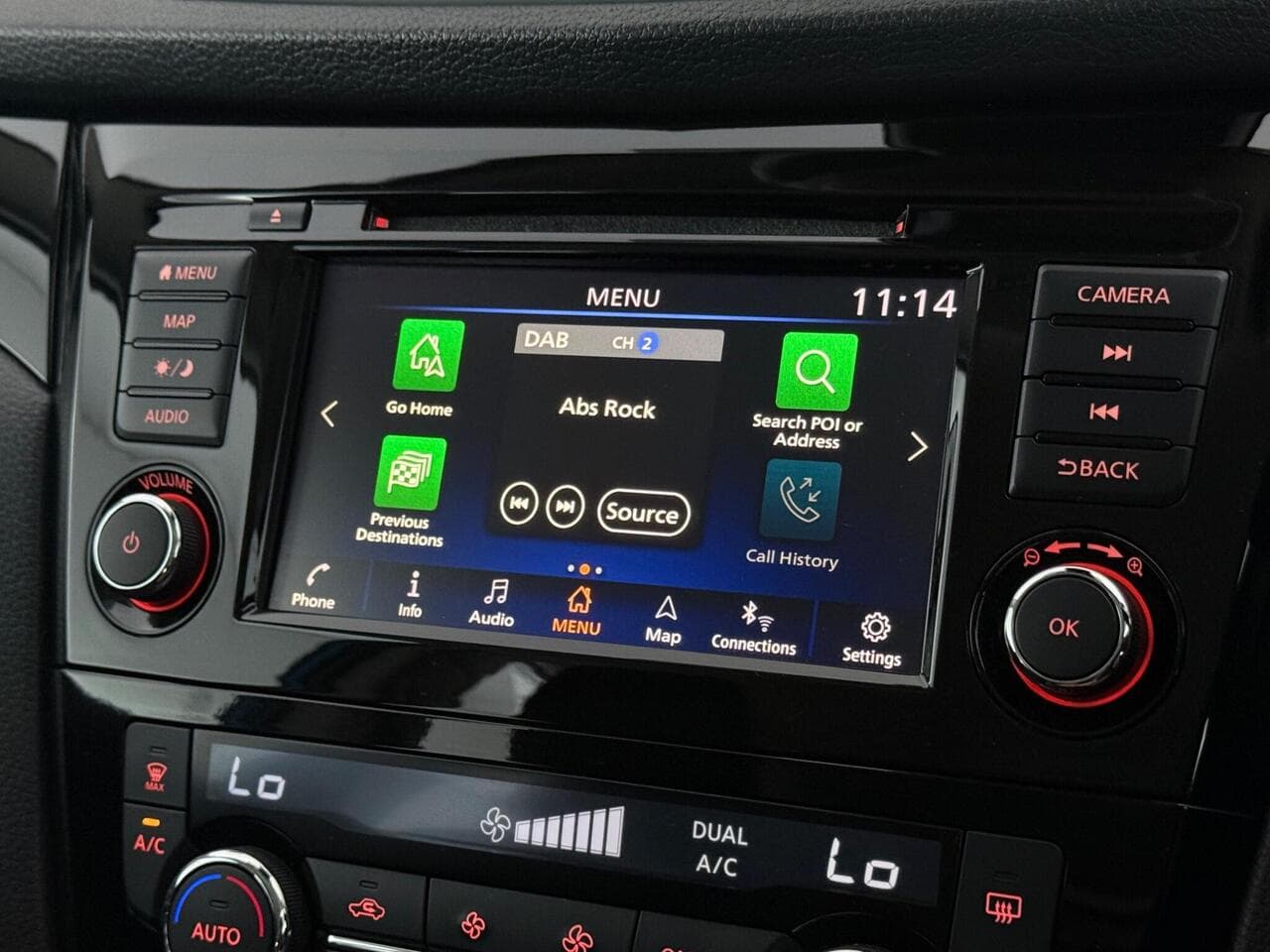 Nissan Qashqai thumbnail Infotainment System