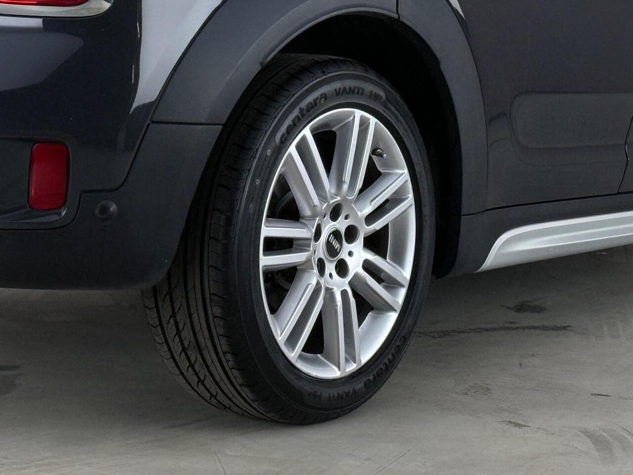 MINI Countryman thumbnail Wheel
