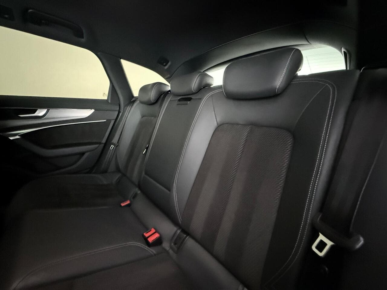 Audi A6 Avant thumbnail Seats Rear