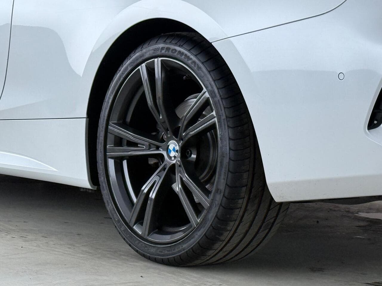 BMW 4 Series thumbnail Wheel