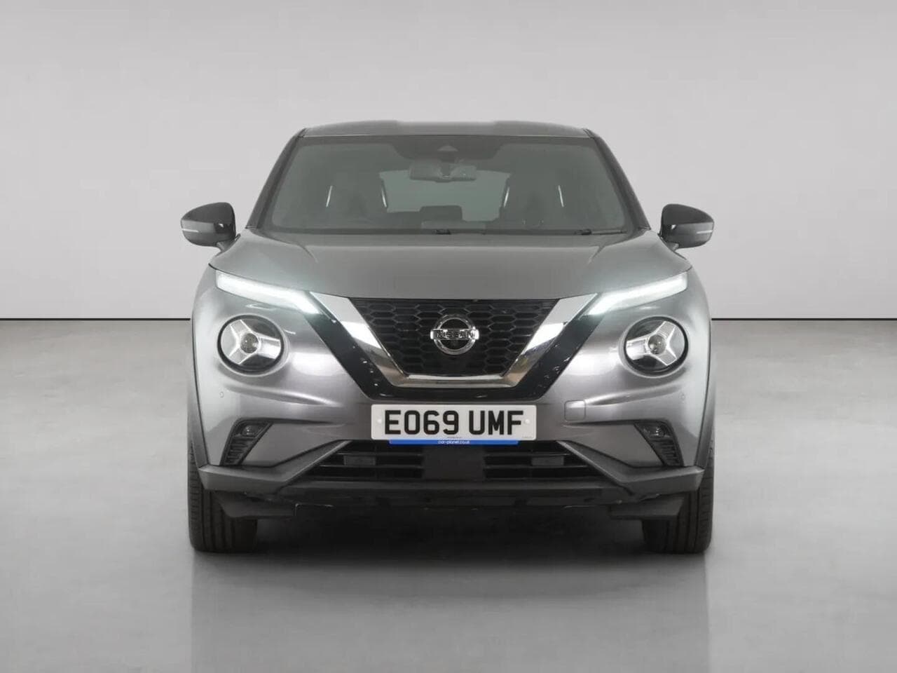 Nissan Juke thumbnail Front