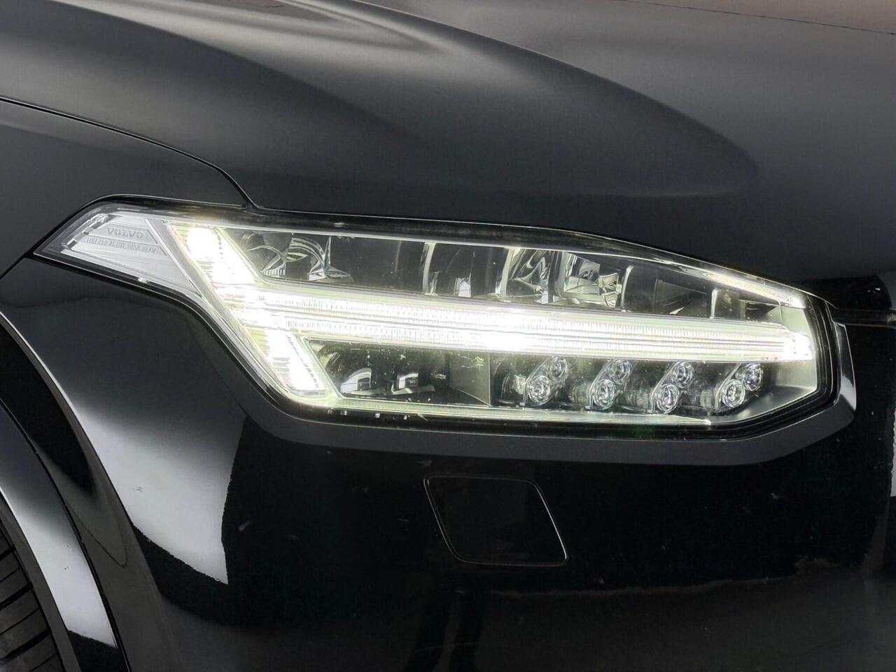 Volvo XC90 thumbnail Lights Front