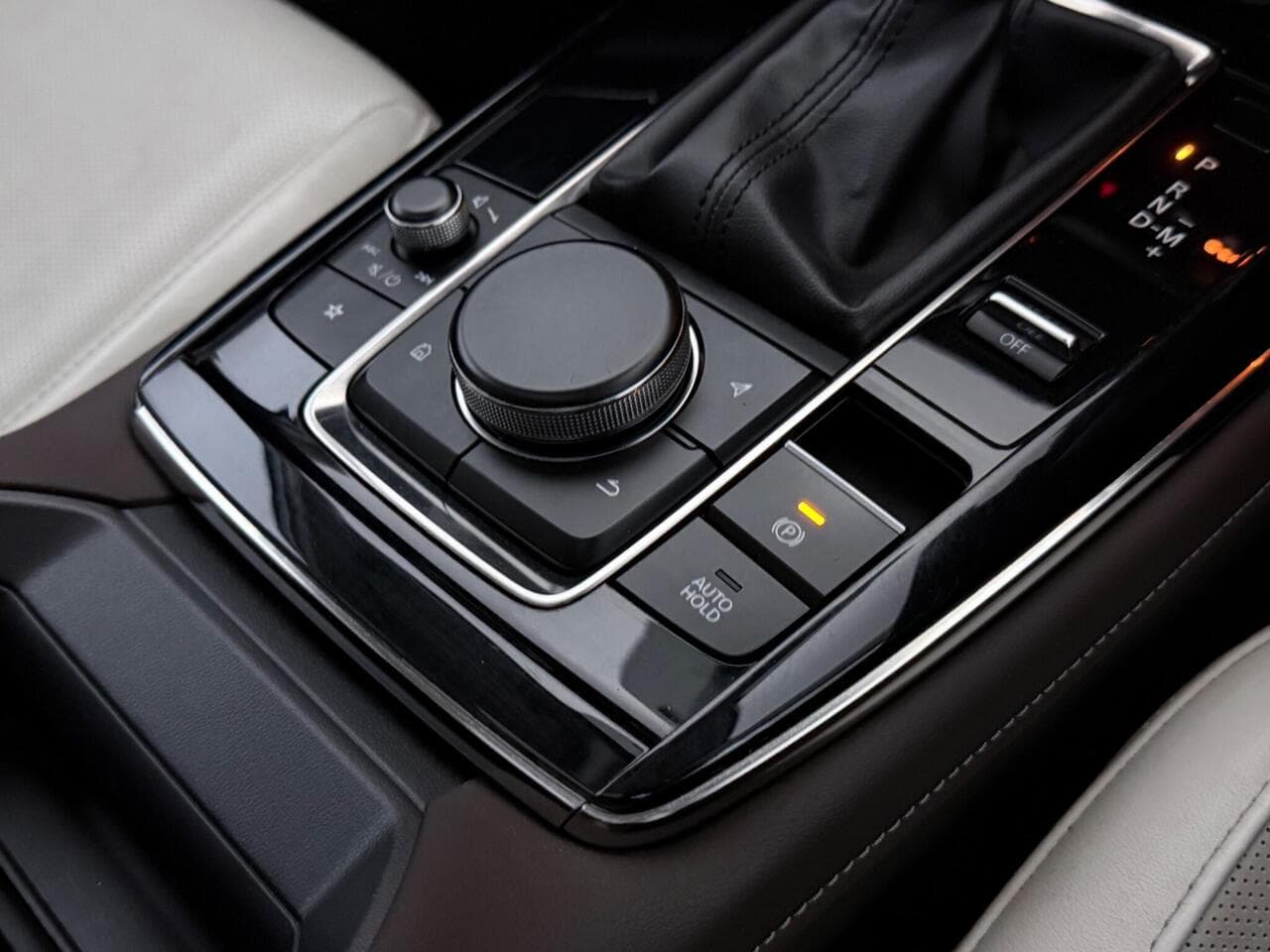 Mazda CX-30 thumbnail Interior Front