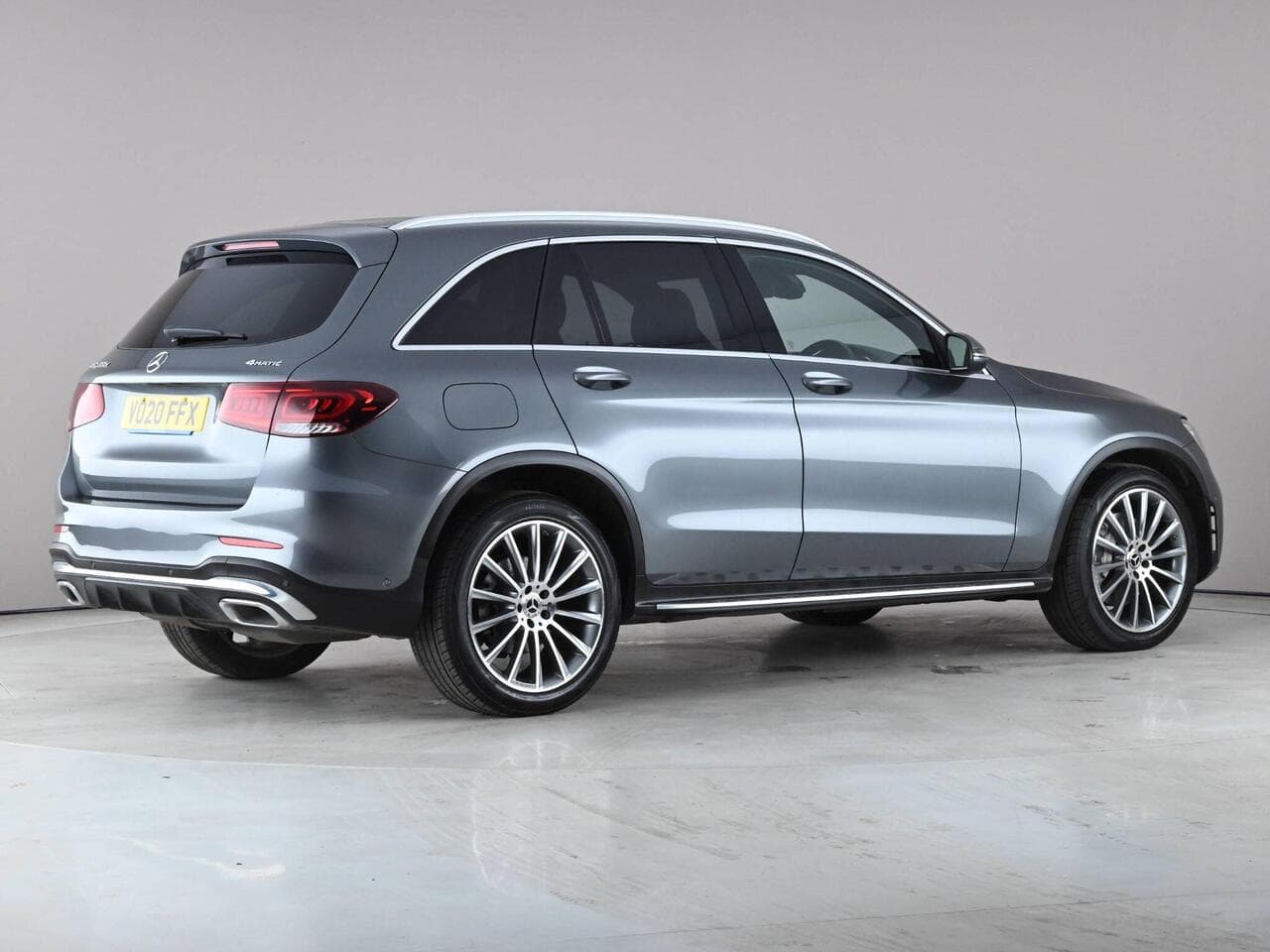 Mercedes-Benz GLC thumbnail Side Right
