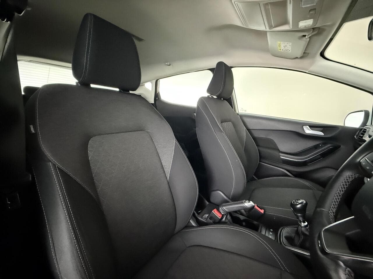 Ford Fiesta thumbnail Seat Driver