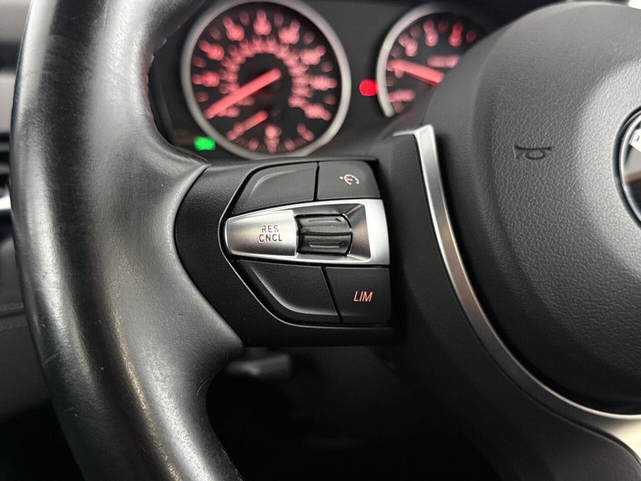 BMW 2 Series Gran Tourer thumbnail Steering Wheel
